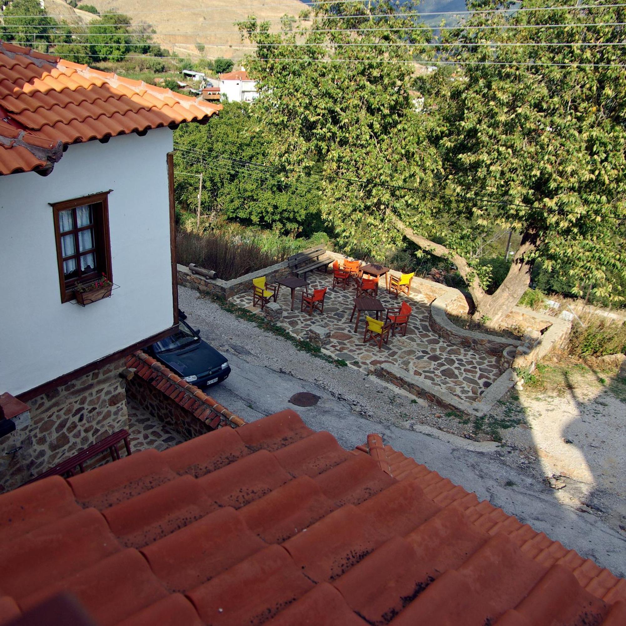 Nimbus Guesthouse Sidhirokhorion Luaran gambar